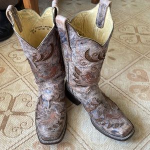 Corral handcrafted leather western Boots